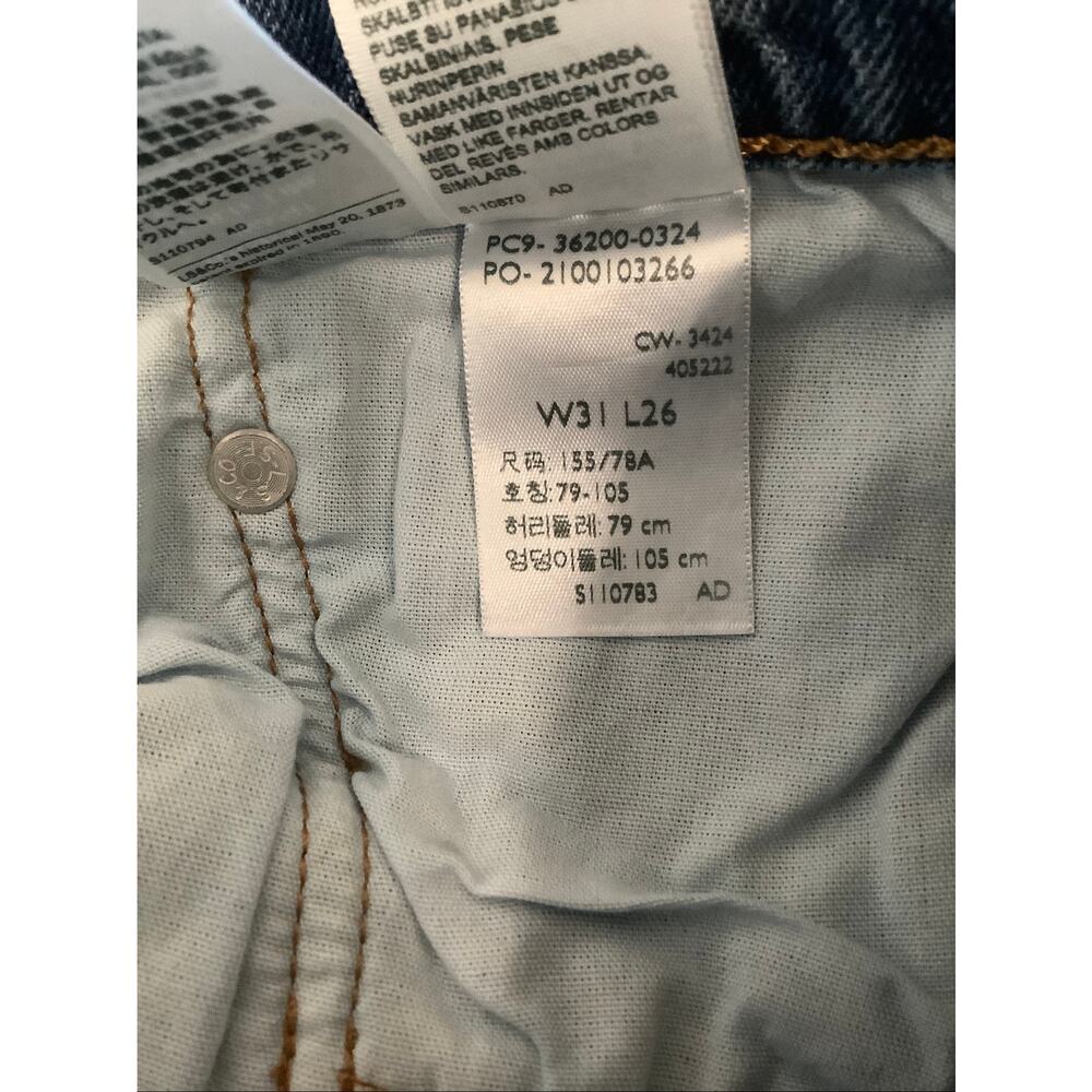 Levi's Women's 31 Medium Wash 501 Straight Fit Cropped Jeans Classic 90s U6-7 - Picture 8 of 9